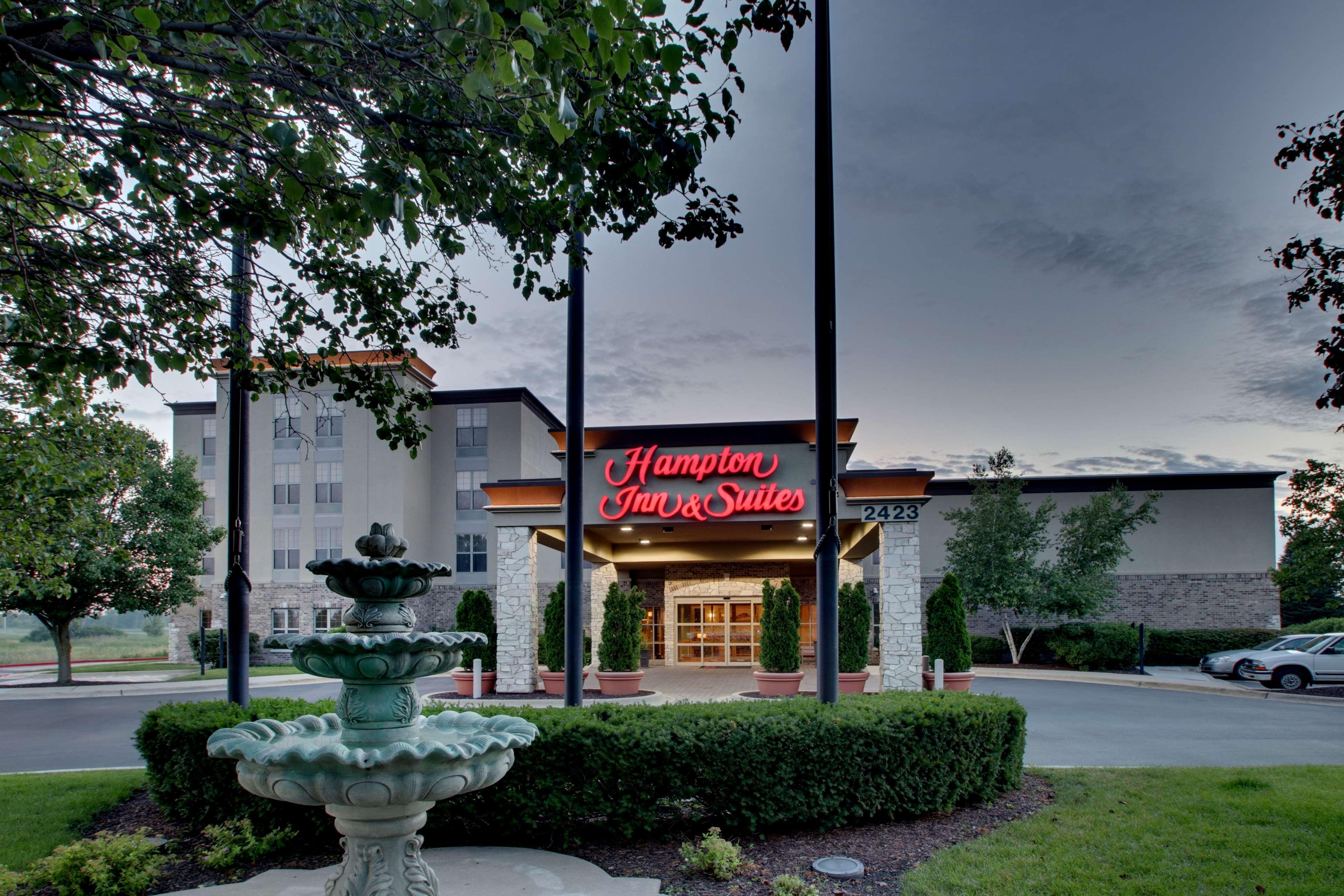 Hampton Inn & Suites Chicago/Аурора Екстер'єр фото