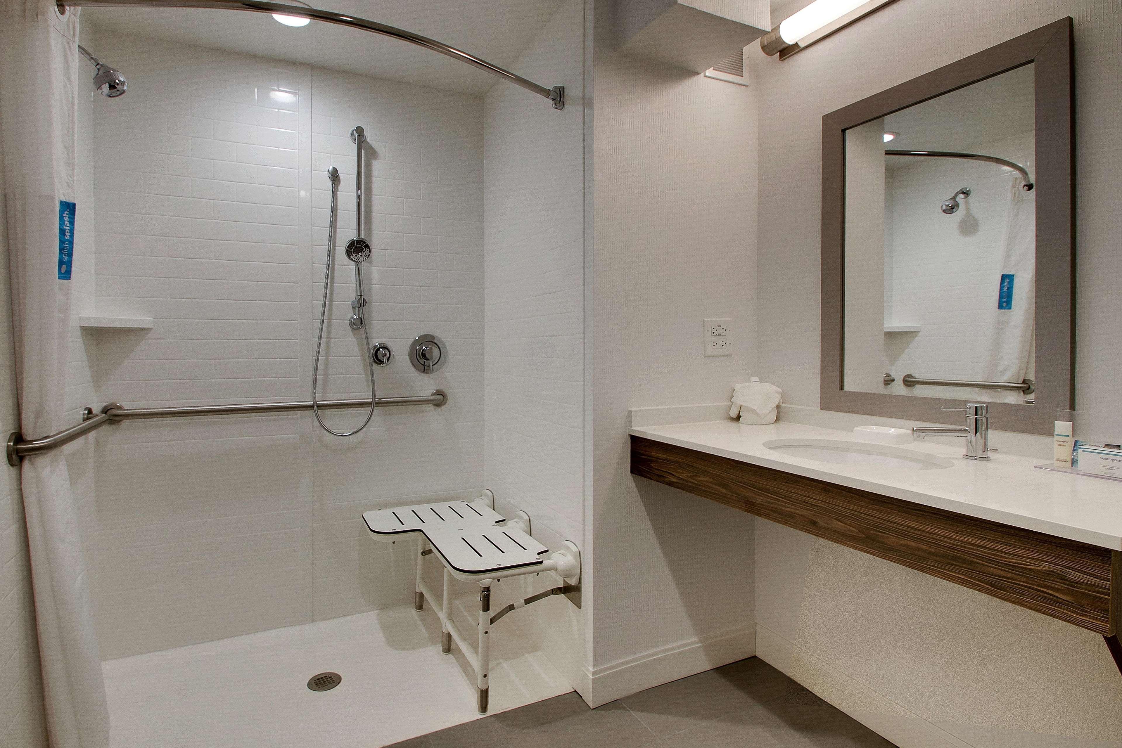 Hampton Inn & Suites Chicago/Аурора Екстер'єр фото