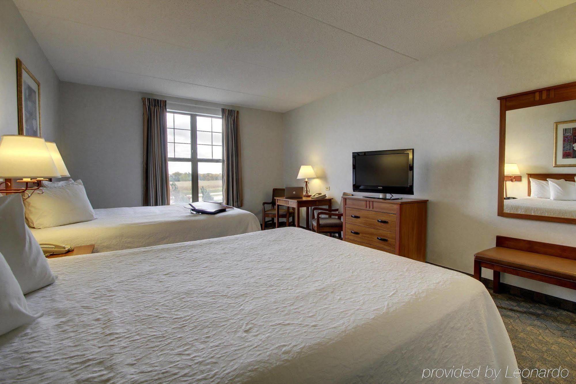 Hampton Inn & Suites Chicago/Аурора Екстер'єр фото