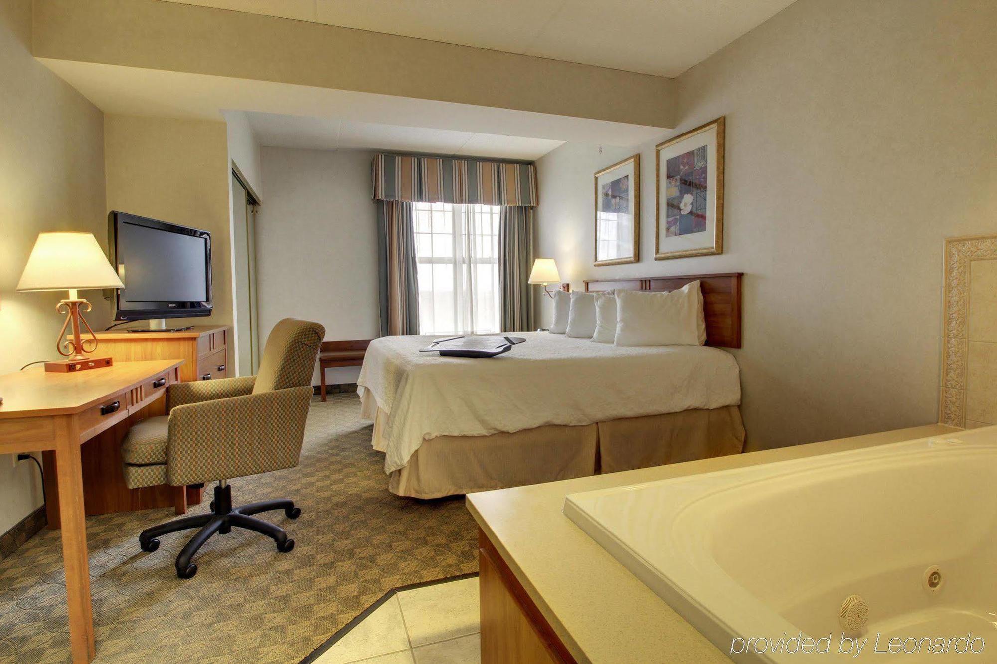 Hampton Inn & Suites Chicago/Аурора Екстер'єр фото