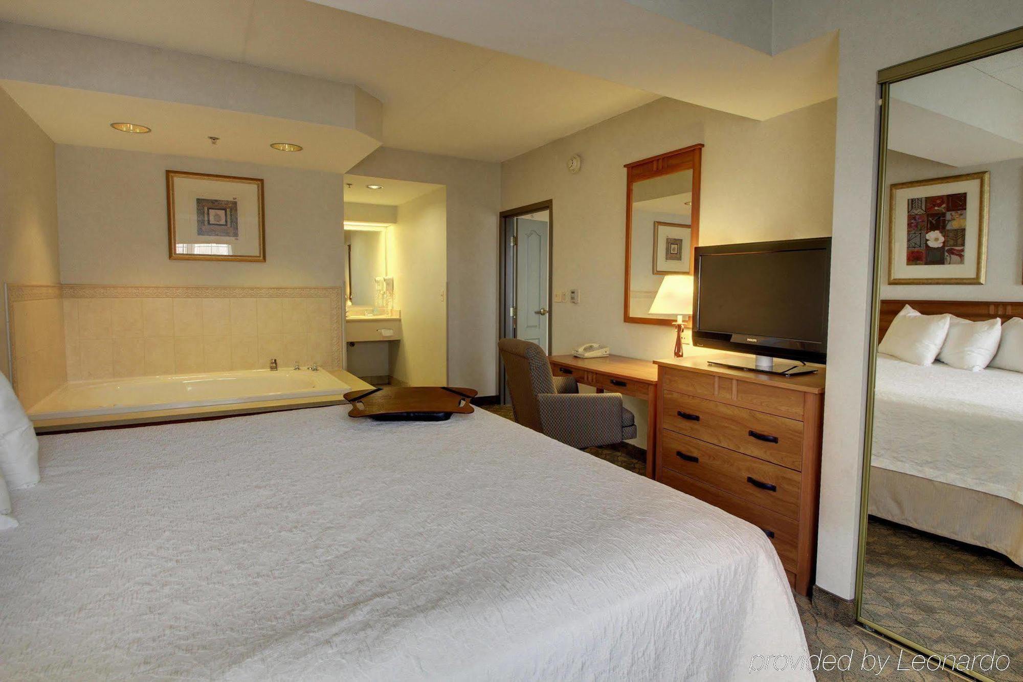 Hampton Inn & Suites Chicago/Аурора Екстер'єр фото