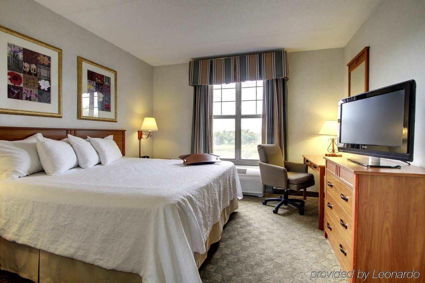 Hampton Inn & Suites Chicago/Аурора Екстер'єр фото